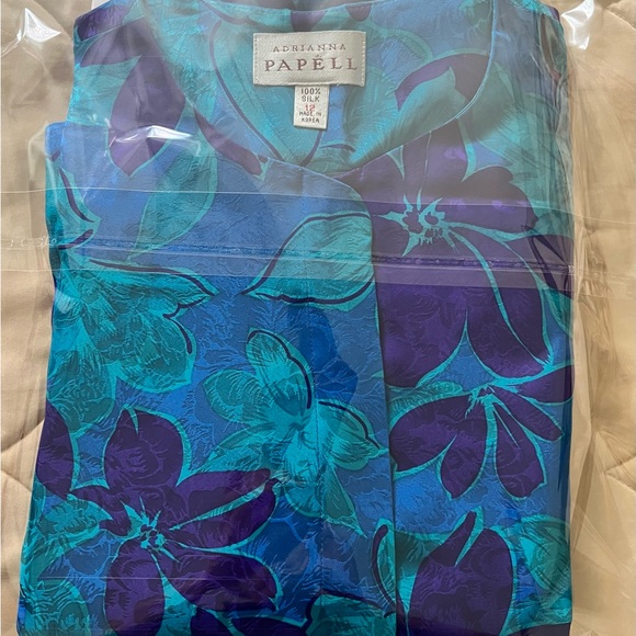 Elegant vintage 100% Silk Suit by Adrianna Papell 2 piece skirt set - Picture 16 of 16